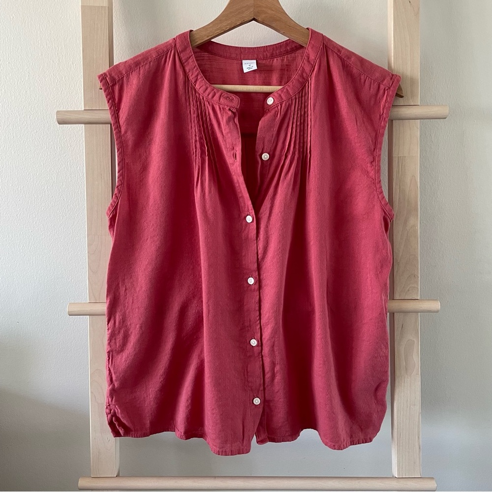 Old Navy Coral Pink Button Up Tank Size Medium